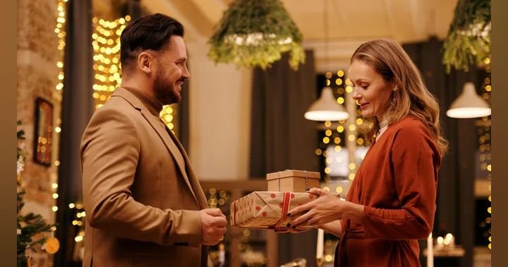 image for The Gift-Giving Dilemma: How to Avoid the Doghouse This Holiday Season