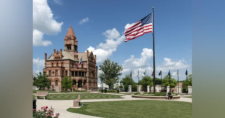 image for Sulphur Springs, Texas: What Manufacturers Should Know When Evaluating a Location