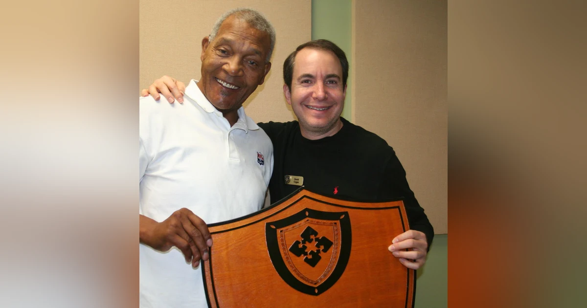 Mike Davis 2x Super Bowl Champ NFL Raiders, Angry Crab Shack Phoenix