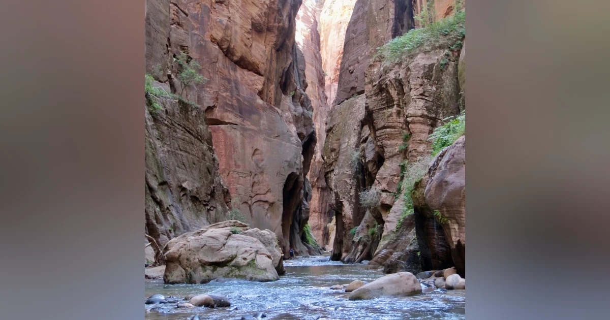 #06: Zion National Park: Hiking The Narrows