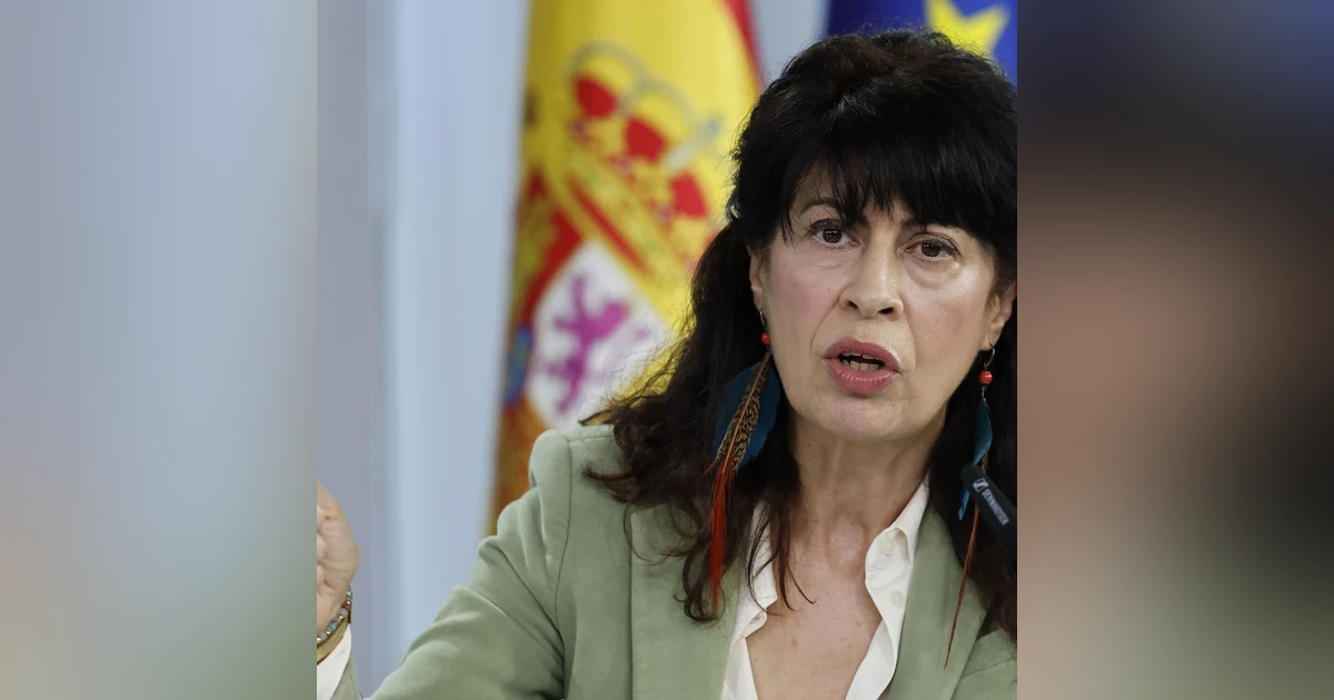 Federico a las 6: La ministra de Igualdad, que ignoró los abusos sexuales del PSOE, pide investigar a Julio Iglesias