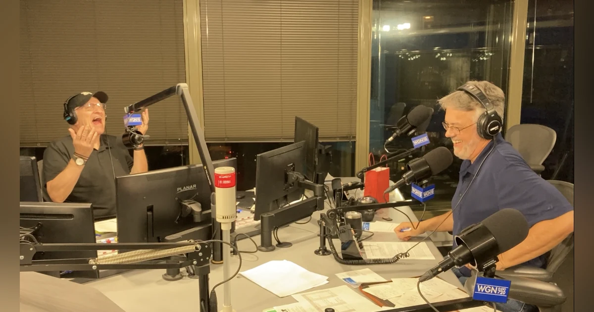S1 E50  JOHN LANDECKER SHOW on WGN radio with Tim Larson - 8 pm Hour