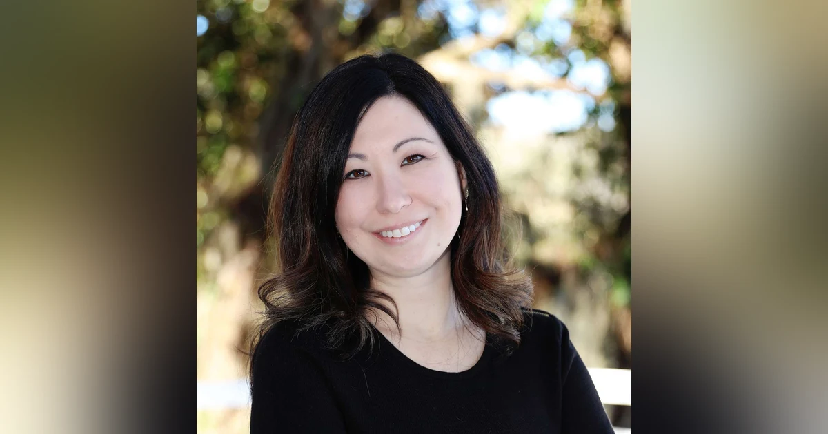 Answering the Call: How Outsourced Call Centers Can Elevate Your Business ft. Victoria Ebert - Episode #169