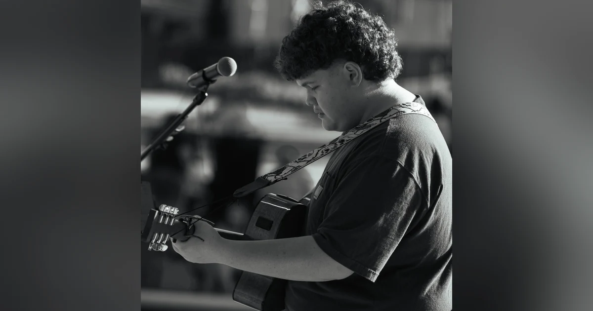 Lucas J Smith Live from the Digital Bird's Nest