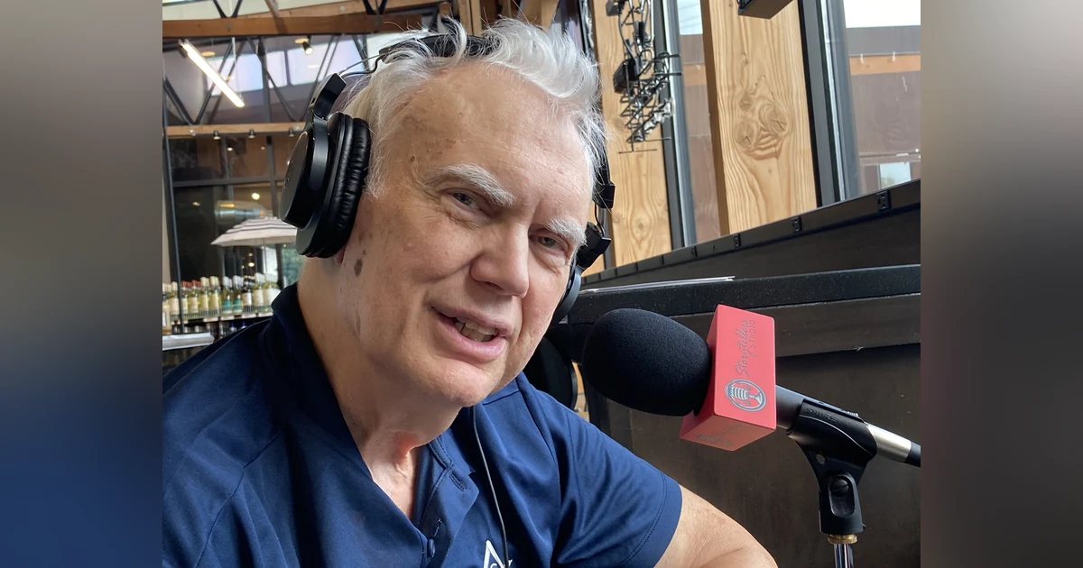 S1  E54  BILL TAYLOR - Former WCFL & KHJ Radio Announcer