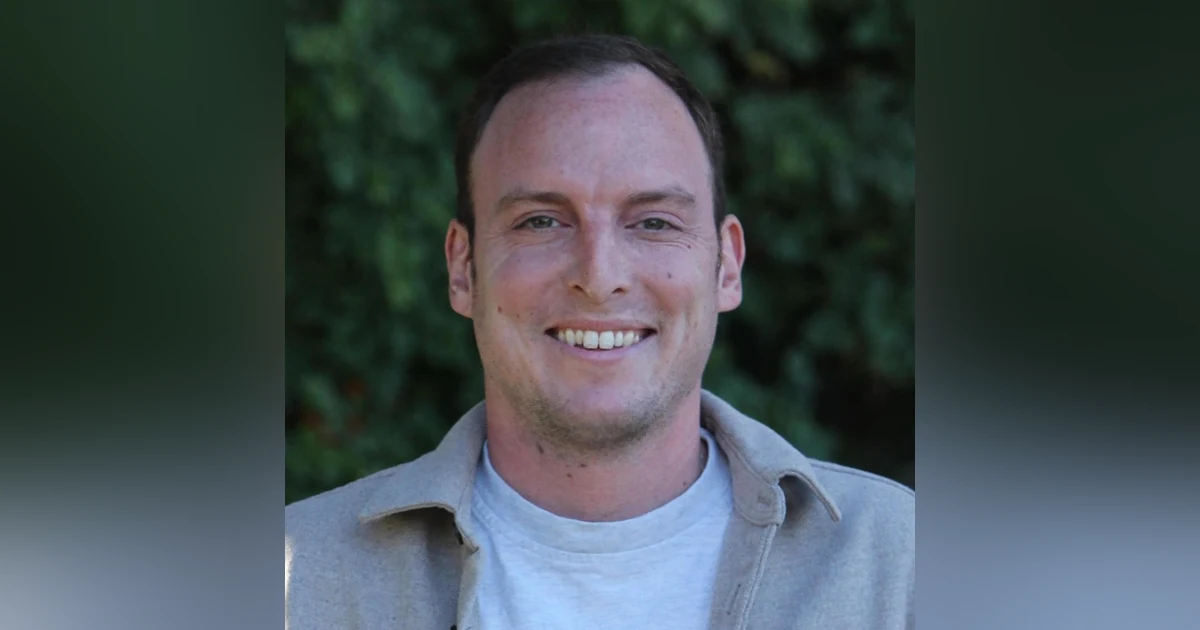 139. Behind the Scenes of News Outlets, Journalist Incentives, Biased Media, Incorporating Feedback & Tangle News | Isaac Saul