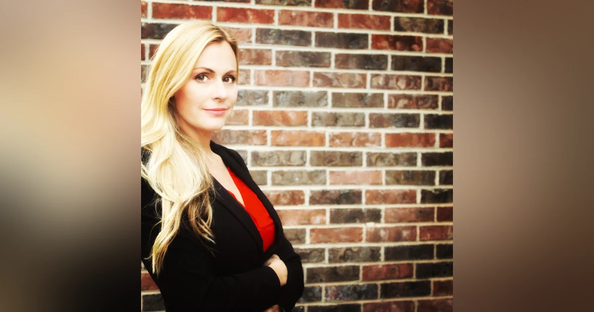 Innovative Global Citizens Learning Scalable Social Impact, with Nikki Eberhardt
