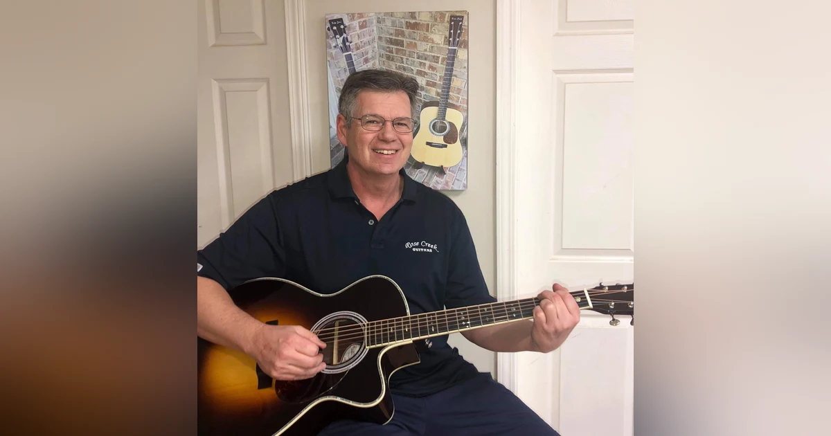 Episode 6 Rick Gunn of Rose Creek Custom Guitars live at the Oakhouse