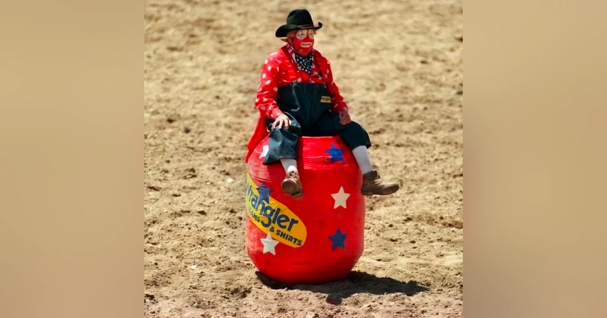 SoberNotMature - Episode 215 (Mehmet The Rodeo Clown)
