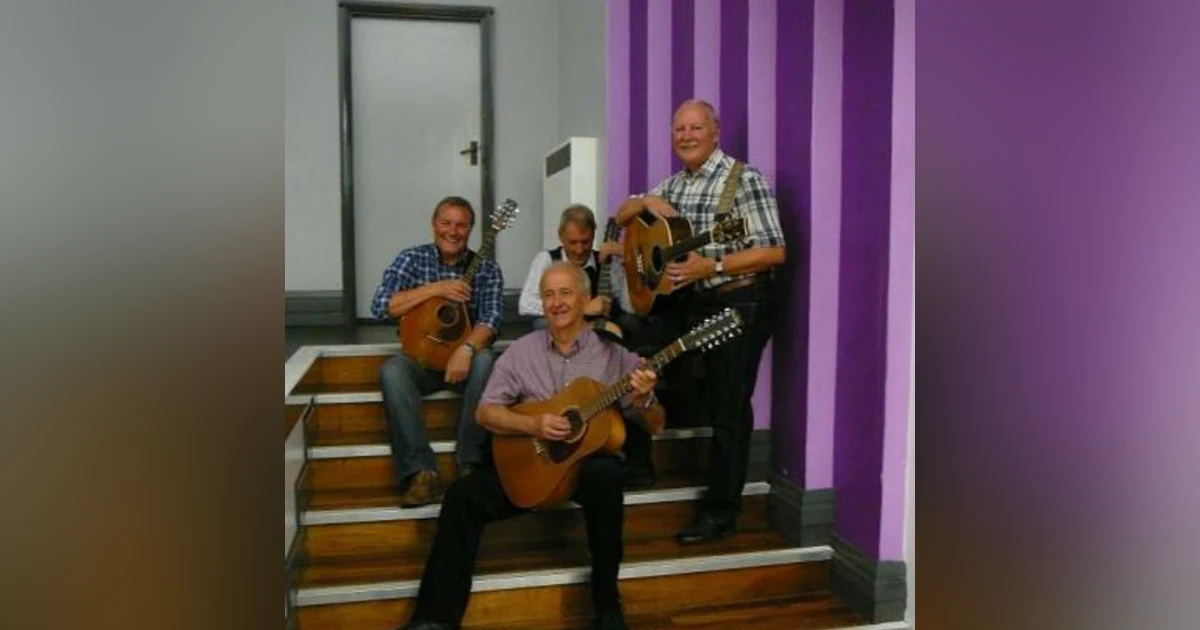 #2/04  Fourum Folk Group