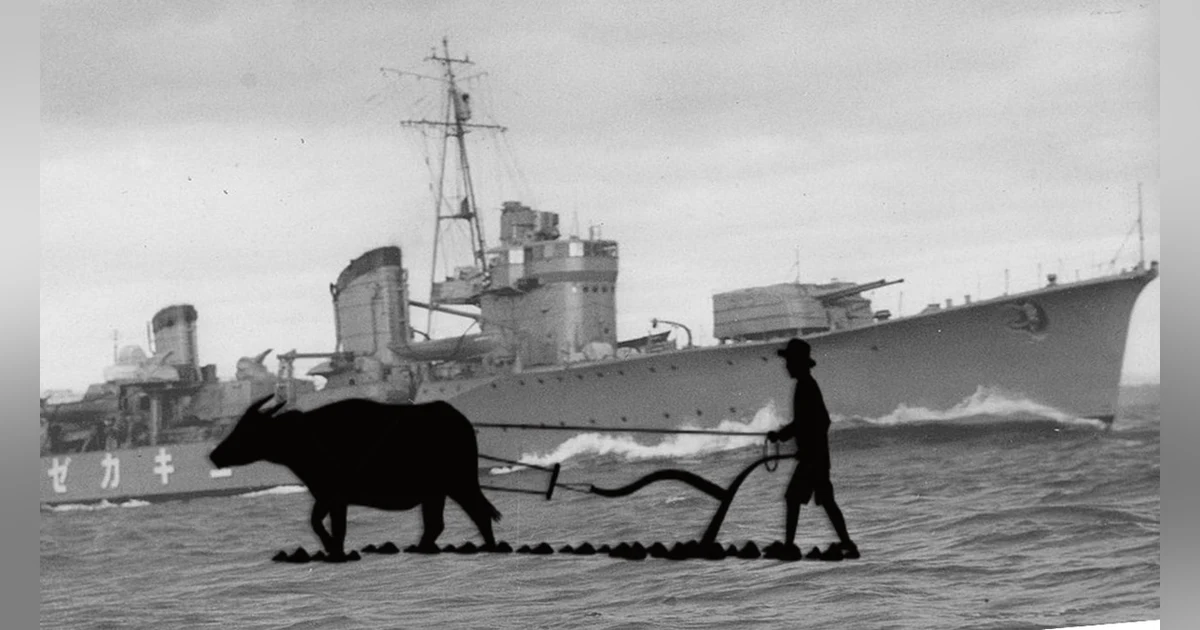 S3-E28 - More Bits and Pieces: Ox Ditches and an Unsinkable Warship