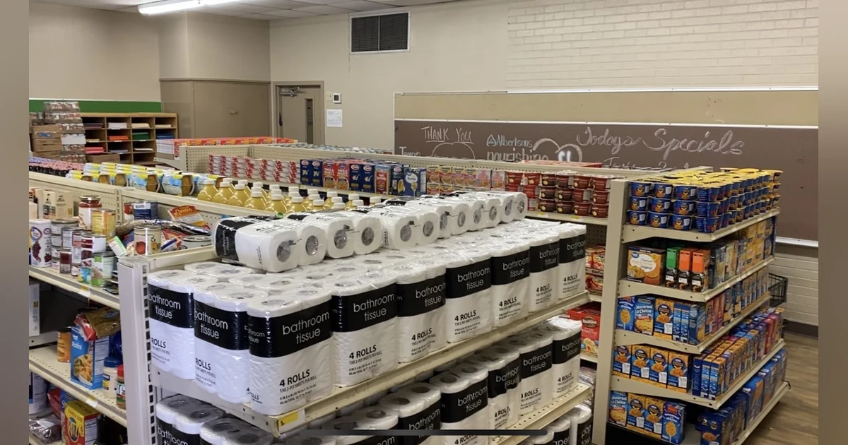 A High School Grocery Store That Lets You Pay With Good Deeds