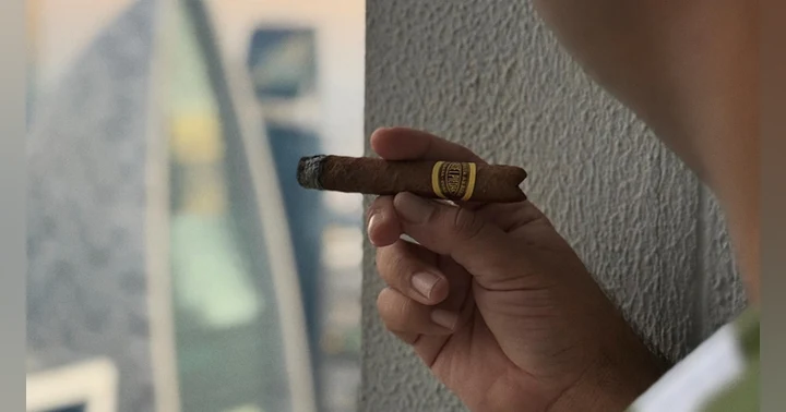 image for Cigar Connoisseur vs. Cigar Enthusiast: Reviewing the Jose L. Piedra Petit Caballeros Cigar