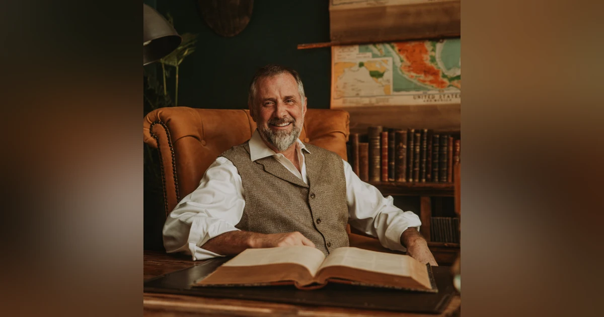 They'll fight over it when you're dead. Talking with Saddleback Leather Company Founder Dave Munson