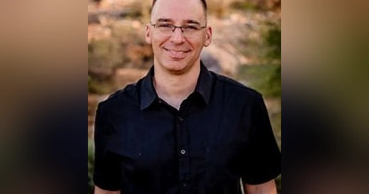 Episode 255 Scott DeLuzio - The Nightmare of Becoming a Gold Star Brother