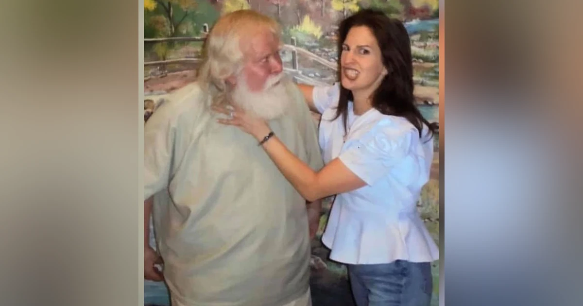 Interview with Jennifer Weiss, daughter of Deedeh Goodarzi