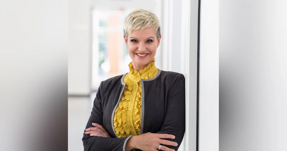 Tracy Strawberry - Author, CEO Dealt with Addiction and now Helping Others to Heal
