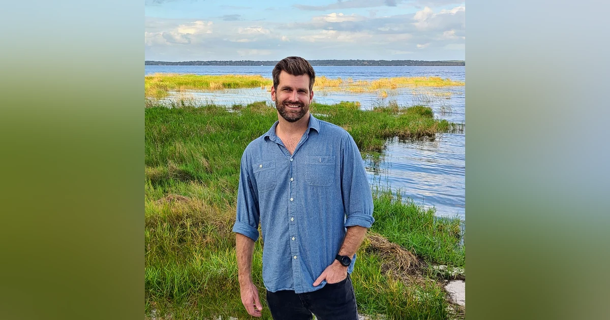 Building A Boat Tour Franchise With Kai Kaapro, Founder of Paddle Pub - Episode #50