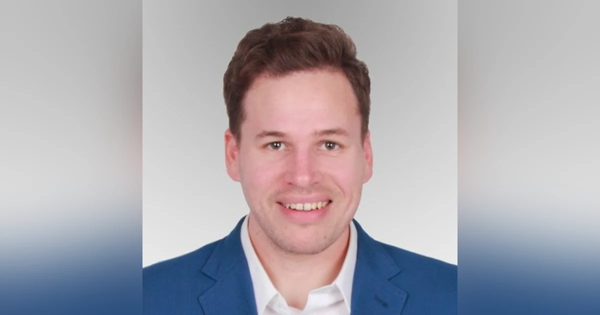 EP 49: How to Value and Sell an Online Business with Andrew Voda of Empire Flippers