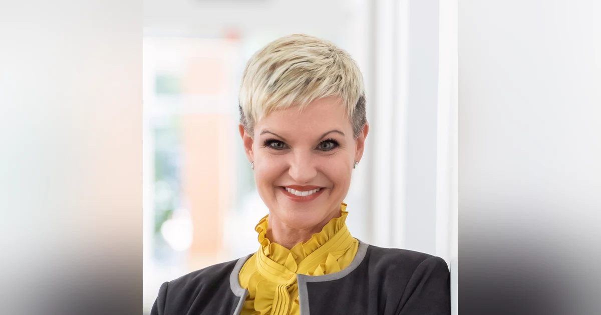 Dr. Tracy Strawberry - Healing Others with Courage