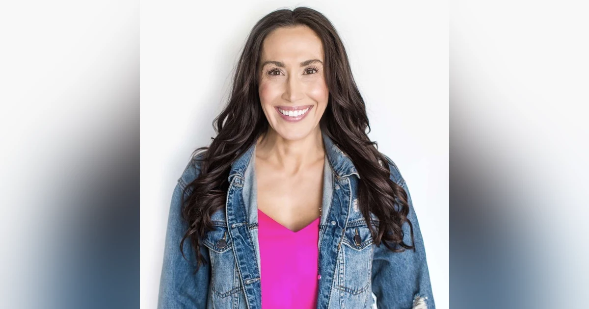 Happy. Whole. You. with Dr. Anna Marie Frank