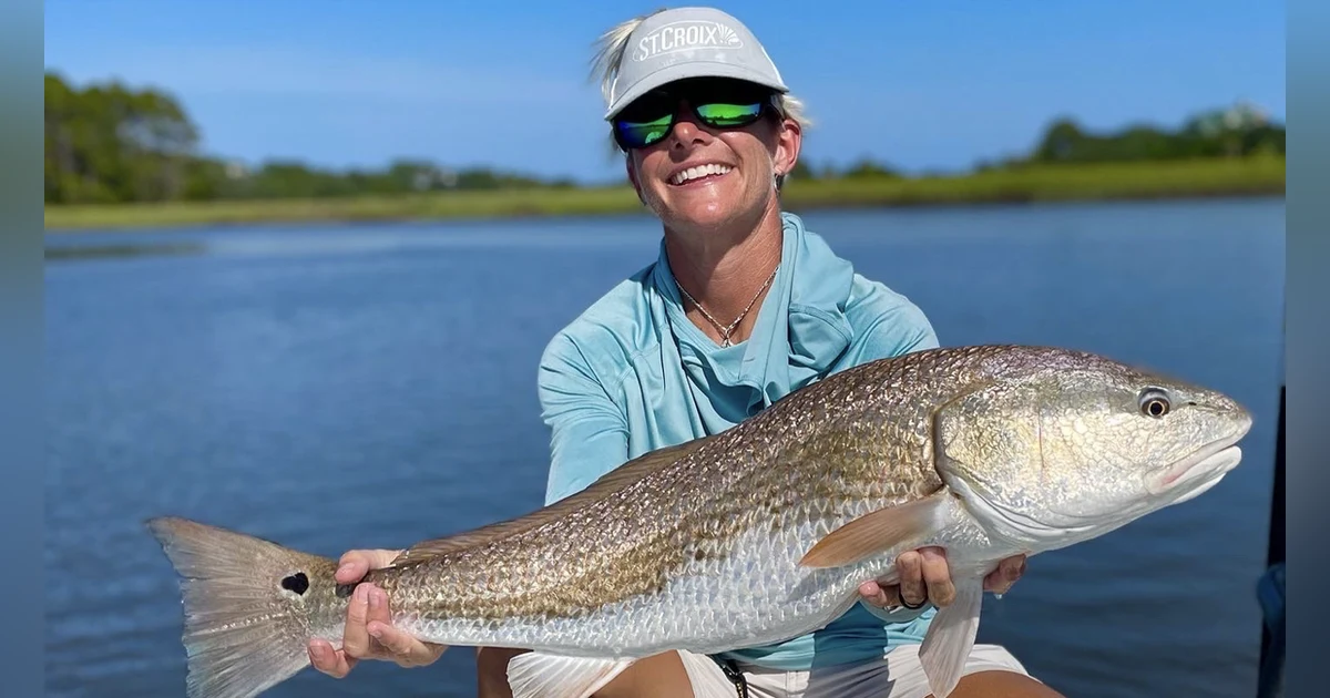 EP. 252 Getting More Women on the Water and Exploring the Lowcountry of Charleston, SC With Captain Tanya Dowdy