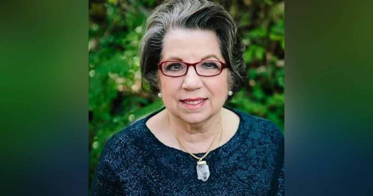 Crossing Over Tina Irwin's Journey as a Ghost Helper