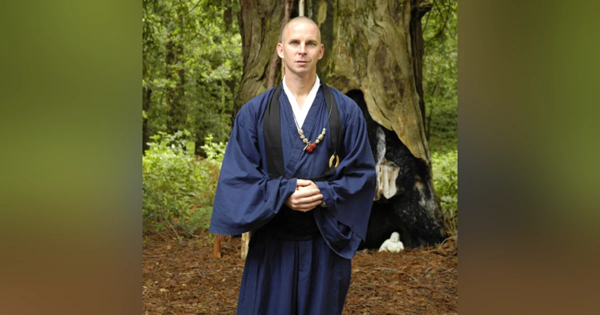 #74 Tips and Tricks for Meditating from an ex Zen Monk - Lex Latkovski