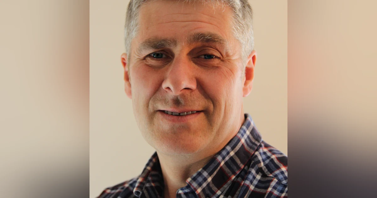 #023 What inspires someone to write their first novel? - Mike Sparrow tells us