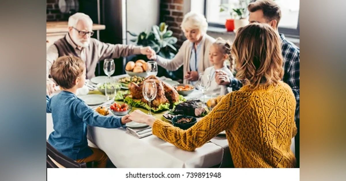 HOLIDAYS ARE 100% FOR FAMILY THIS FALL AT 1001 HEROES AND 1001 CLASSIC SHORT STORIES OFFERING NEW INTERVIEWS AND SELECTED STORIES NOW THRU DEC 31 (SHOW NOTES INCLUDED HERE)