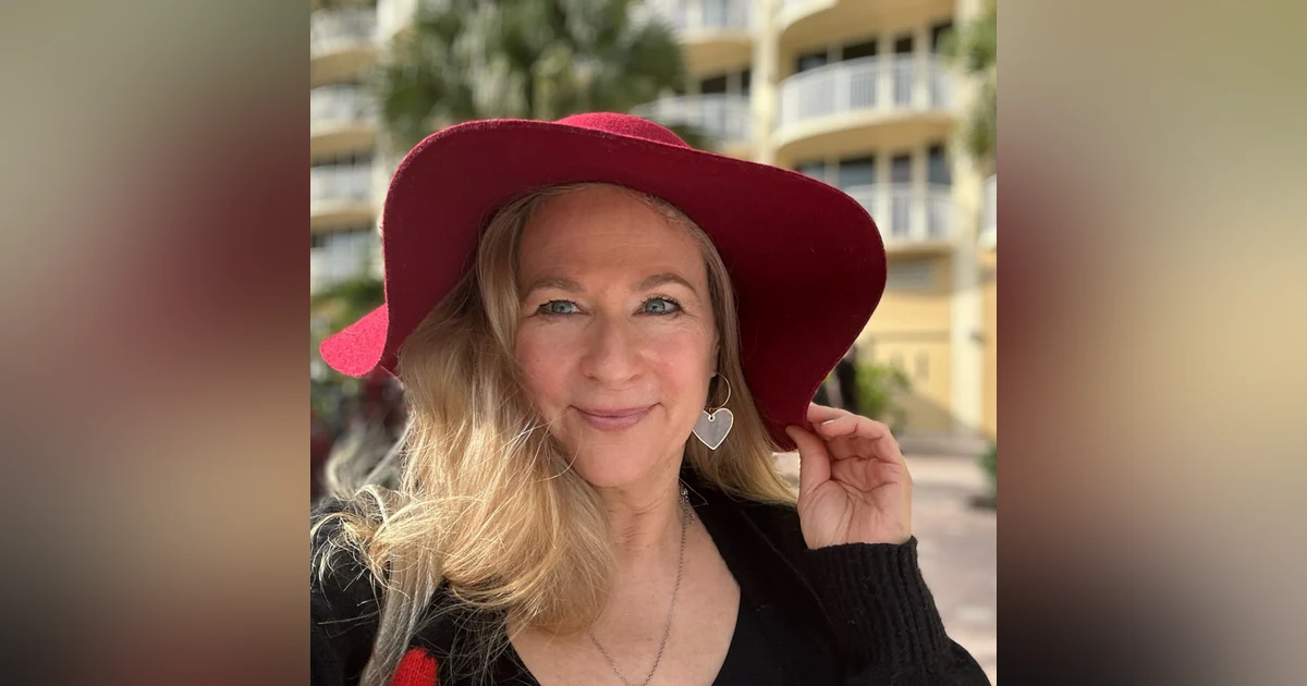 Beyond the Conscious Mind: Unlocking the 40 Million Bits of Power Inside You with Dr Tara Perry
