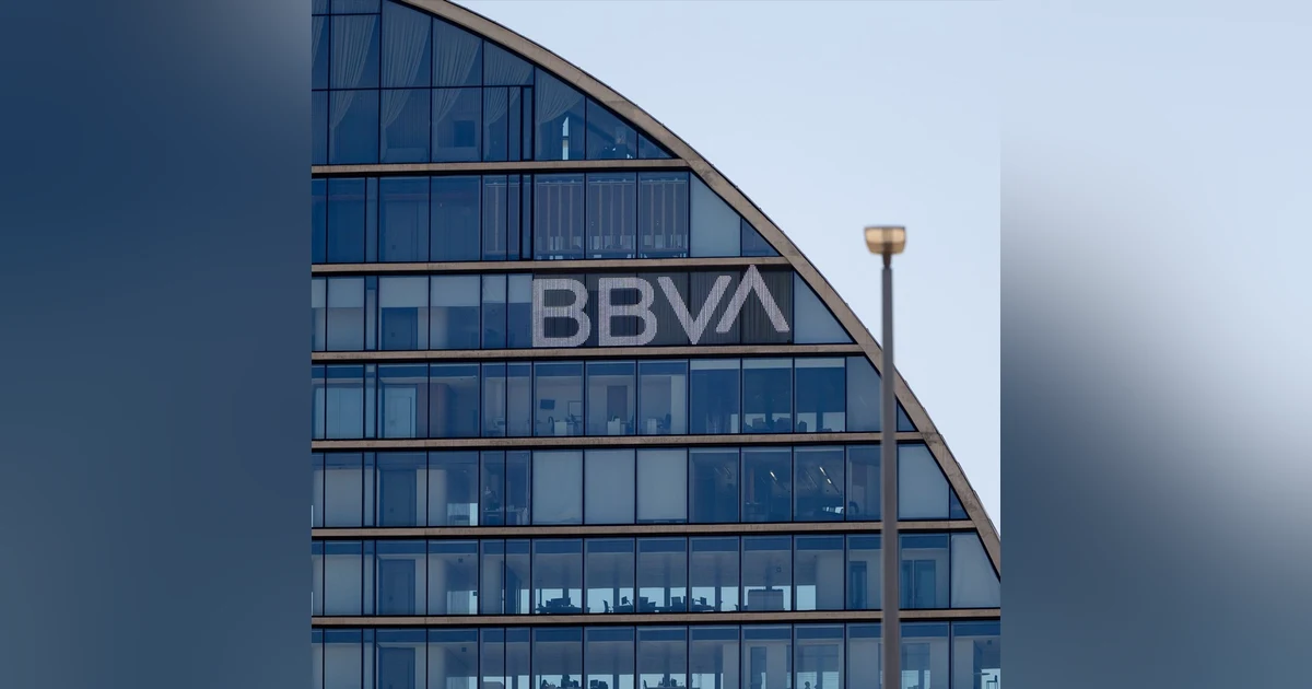 El análisis de Domingo Soriano: La Comisión Europea autoriza a BBVA la OPA sobre el Sabadell