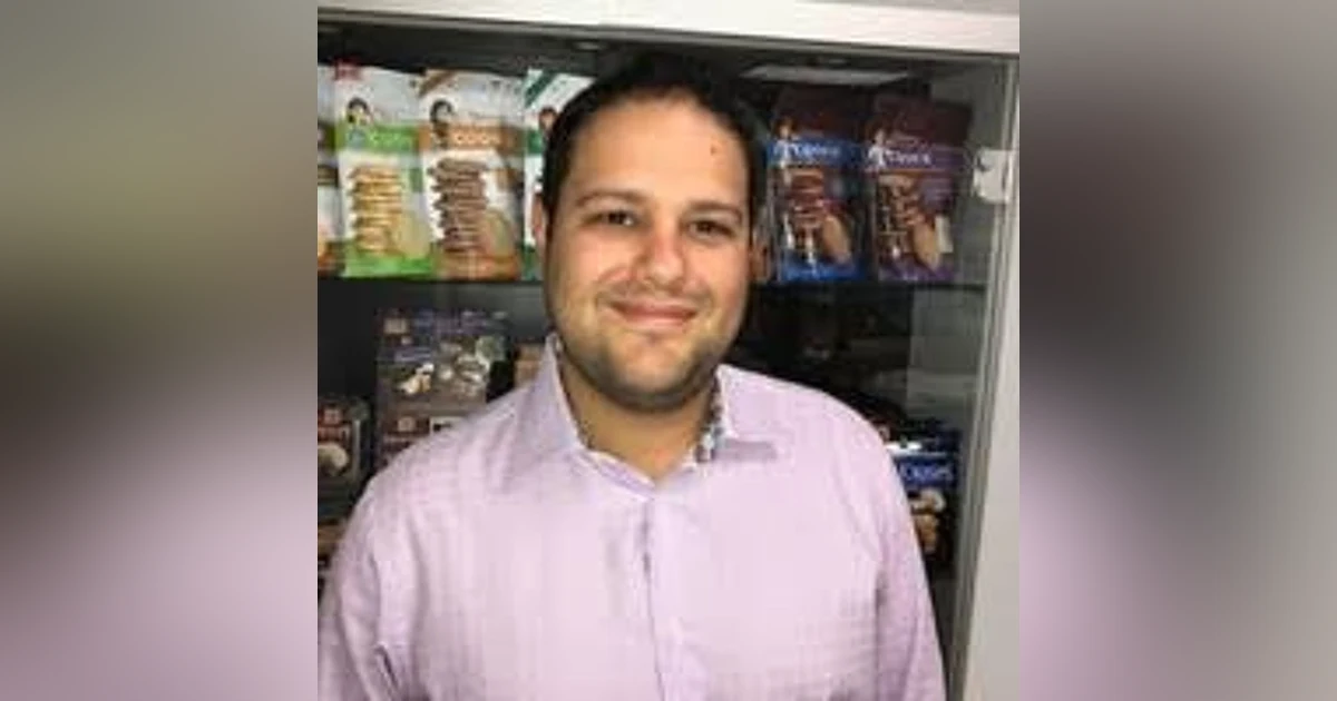 Sammy Kestenbaum, cofounder That's How We Roll food company: CEO ParmCrisps and Thinsters cookies, Skinny Pop helped raise