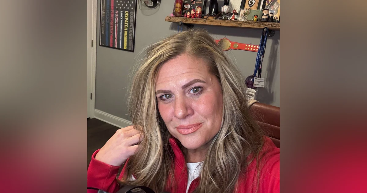 Who's got the bigger mustache? An amazing conversation with Cinnamon Reiheld.